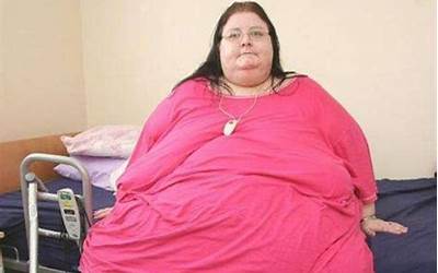 世界最胖的女人（世界最胖的女人有多重）